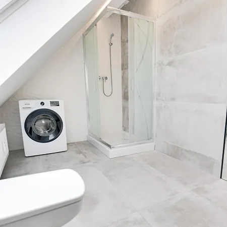 Lägenhet Vip A 64qm 4 Zi Dg Klimatisiert Grosses Bad U Kueche Max 4 Gaeste Inklusive Schlafsofa *