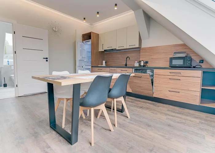 Vip A 64qm 4 Zi Dg Klimatisiert Großes Bad U Küche Max 4 Gäste Inklusive Schlafsofa